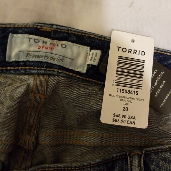 Torrid relaxed size 20 medium wash boyfriend jeans - Picture 2 of 4